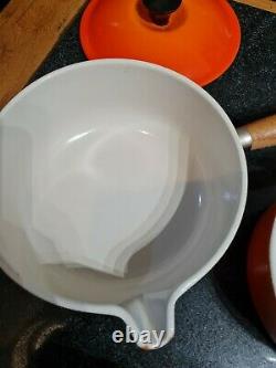 Set of two Le CREUSET cast iron Pans Brand New Size 18 & 20 Volcanic Orange